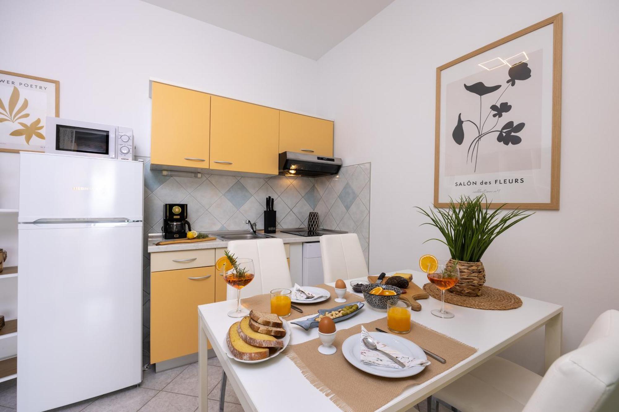Apartments Stomarica Brela Phòng bức ảnh