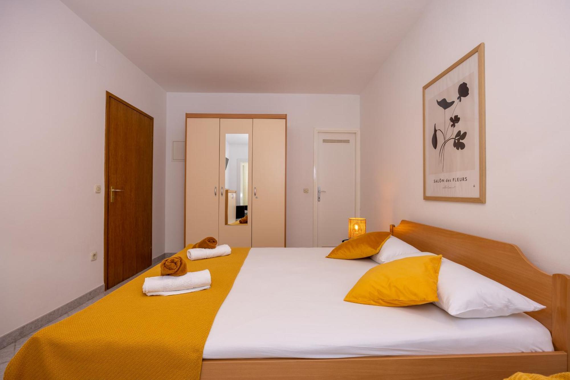 Apartments Stomarica Brela Phòng bức ảnh